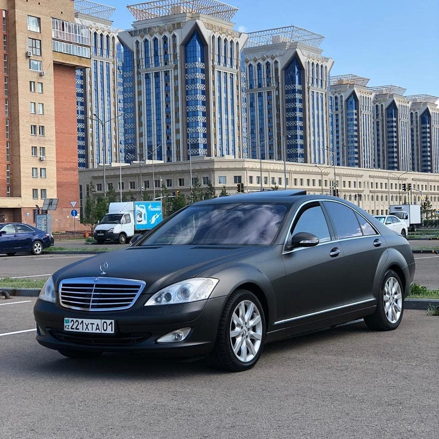 Dark Grey Silk (HM01)